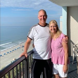 Meet your Posher, Carla